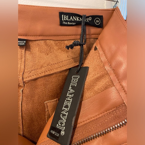 Blanknyc The Baxter ribcage straight leg Pant - Picture 4 of 12